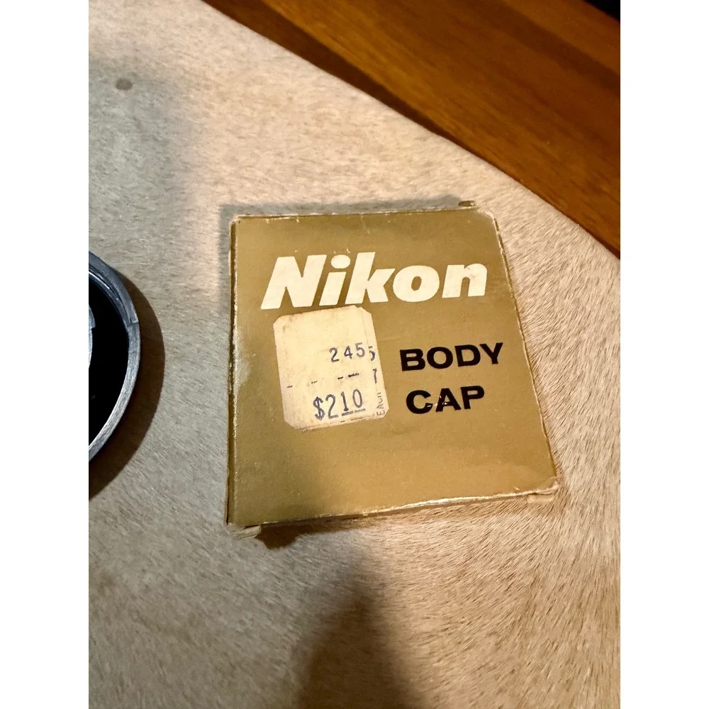 Nikon BF-1 SLR Body Cap Vintage Made in Japan with Original Box F-Mount Black